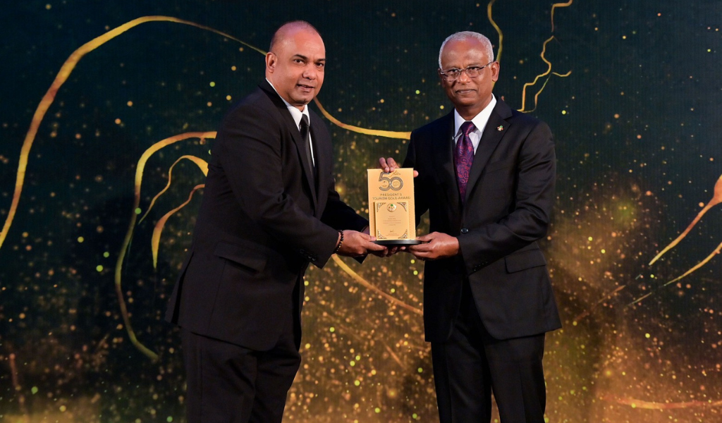 Emirates Awarded With Maldives President’s Tourism Gold Award
