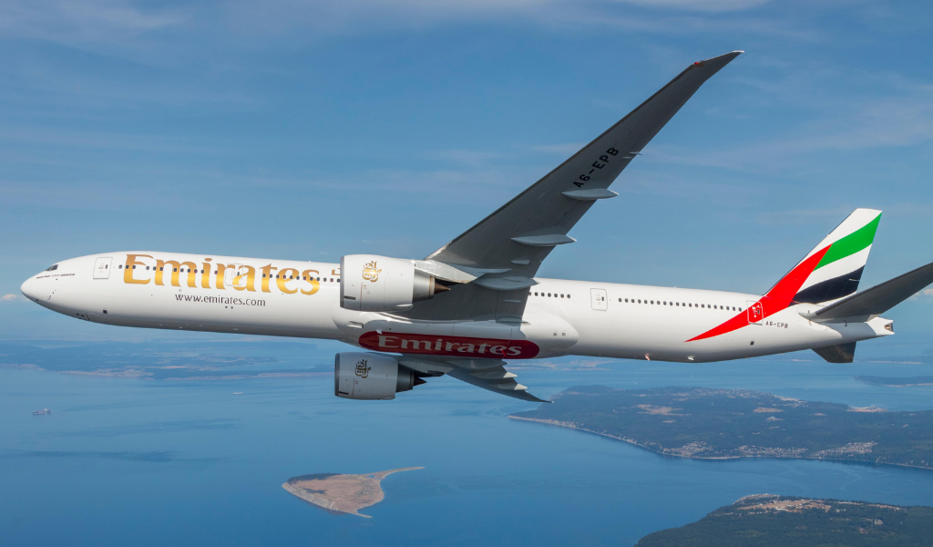 Emirates Restarts Flying to Popular Thai Destination as it Opens for International Travelers