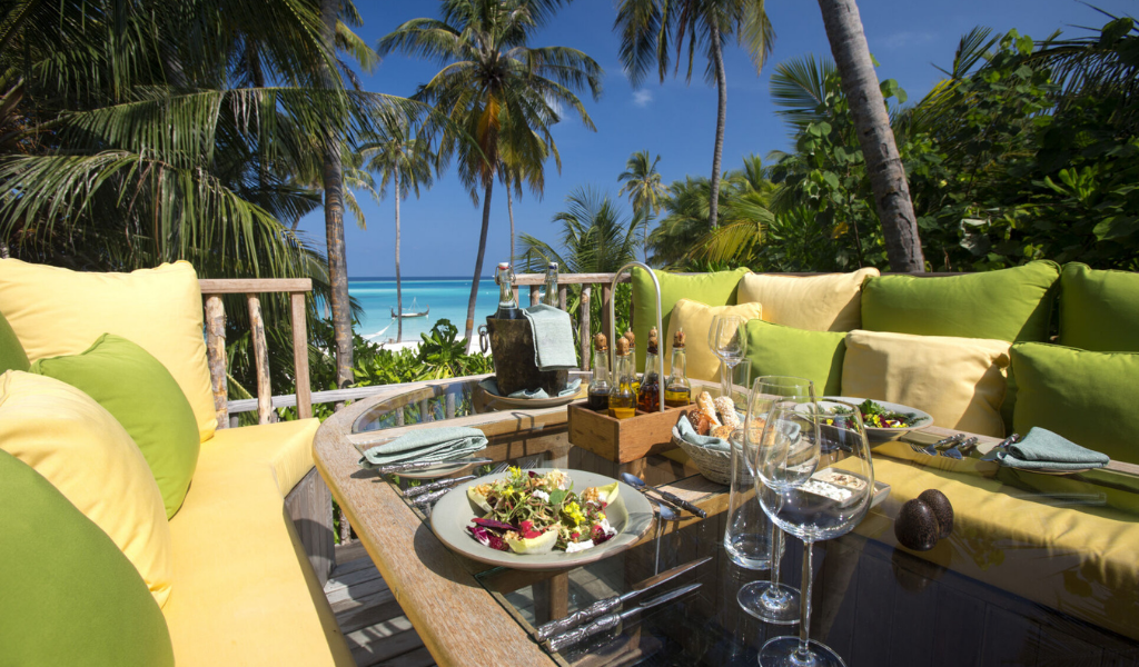 Enjoy A Fabulous Lunch At The Magnificent Gili Lankan Fushi!