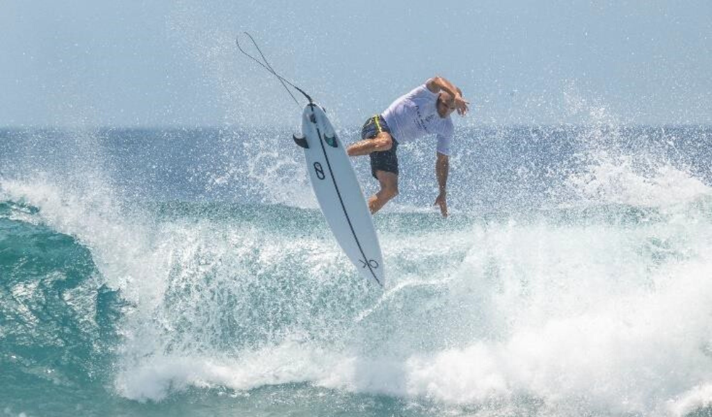 Kelly Slater Takes The Title At The Four Seasons Maldives Surfing Champions Trophy
