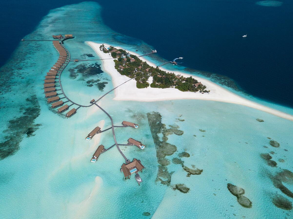 How COMO Cocoa Island Created Unique Overwater Villas Inspired by Dhoni Boats