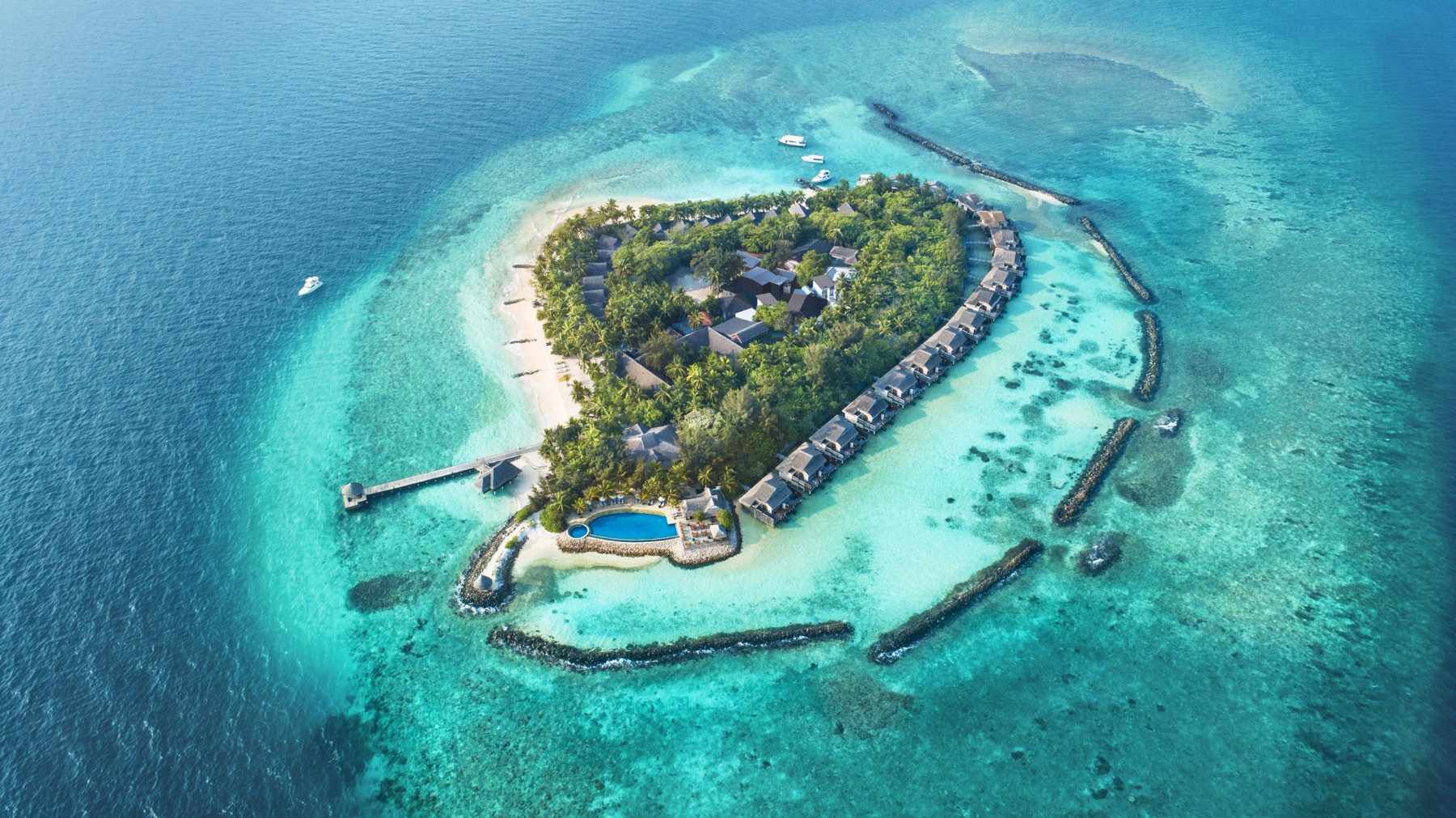 Taj Coral Reef Resort & Spa Shines in Conde Nast Traveller Readers Choice Awards 2023