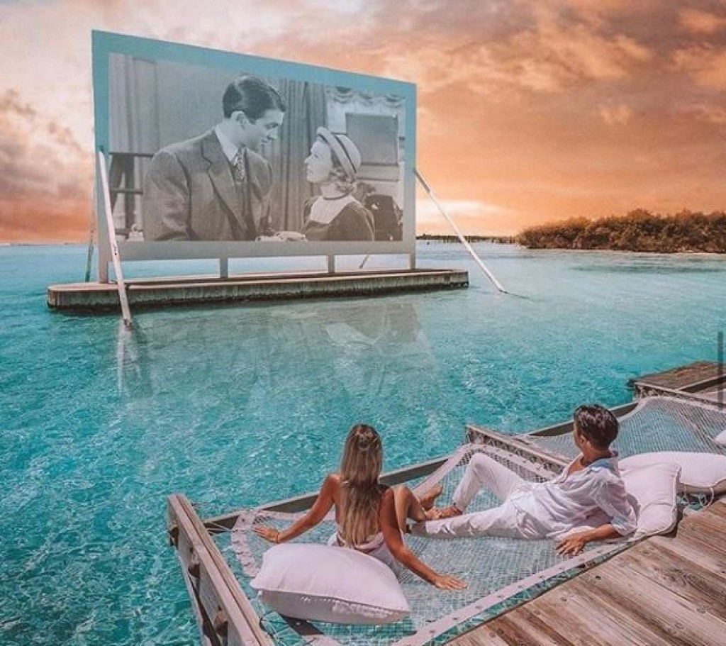 5 Luxury Resorts Taking Cinema Experience in Maldives to a Whole New Level