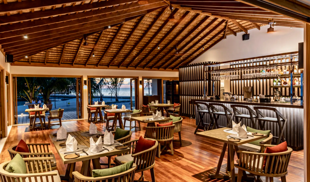 Sizzle In Pure Sophistication at Ke-Un - Kagi Maldives’ Boast on a Dinner Well Served