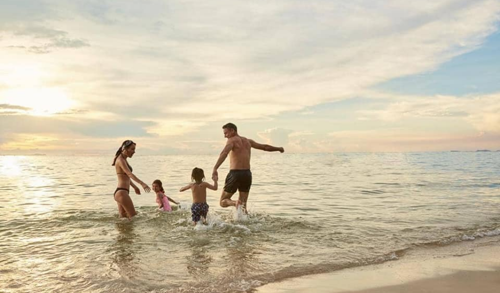 Your Family Deserves A Grand Year-End Getaway And This Is It!
