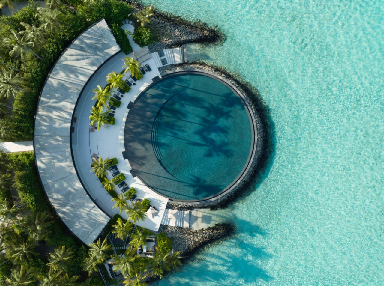 Celebrate the Season with World-Class Dining and Events at The Ritz-Carlton Maldives