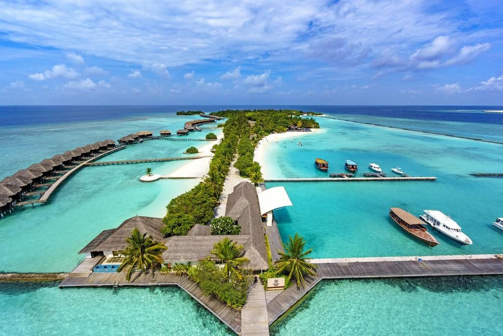 Sheraton Maldives Full Moon Awarded World Class Resort & Spa