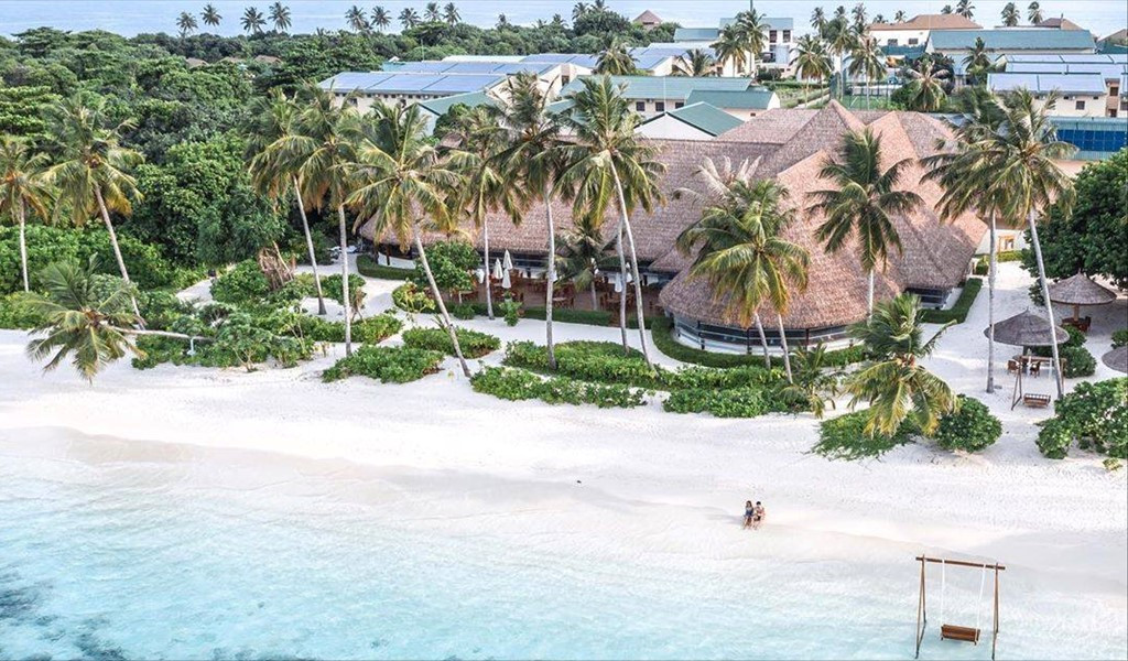 Reethi Faru Resort Scores Wins in 4 Categories at Haute Grandeur 2020 Global Awards