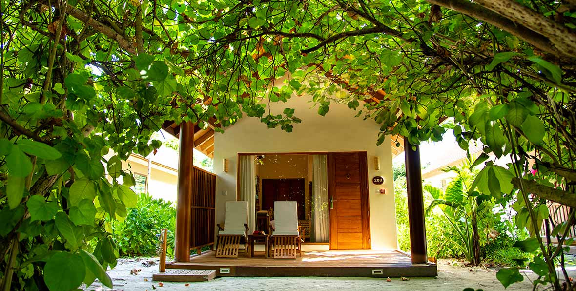 Bio-Luxury Freedom in Paradise! Return to Reethi Faru Resort