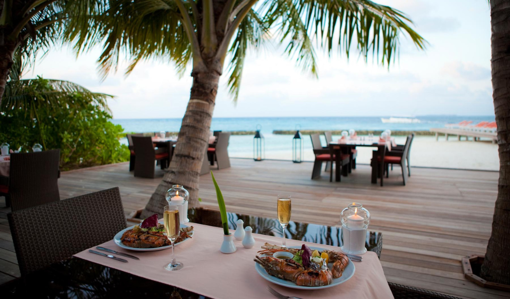 A Foodie’s Paradise Awaits at Kuramathi Maldives