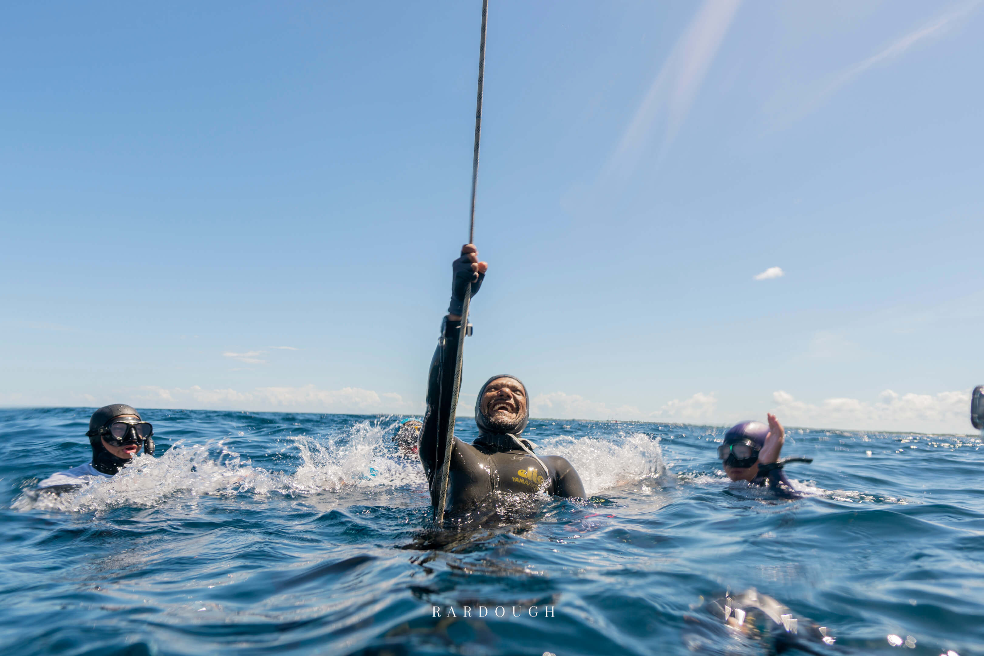 Umair Badheeu Shatters National Freediving Record with a Mesmerizing Dive in the Philippines