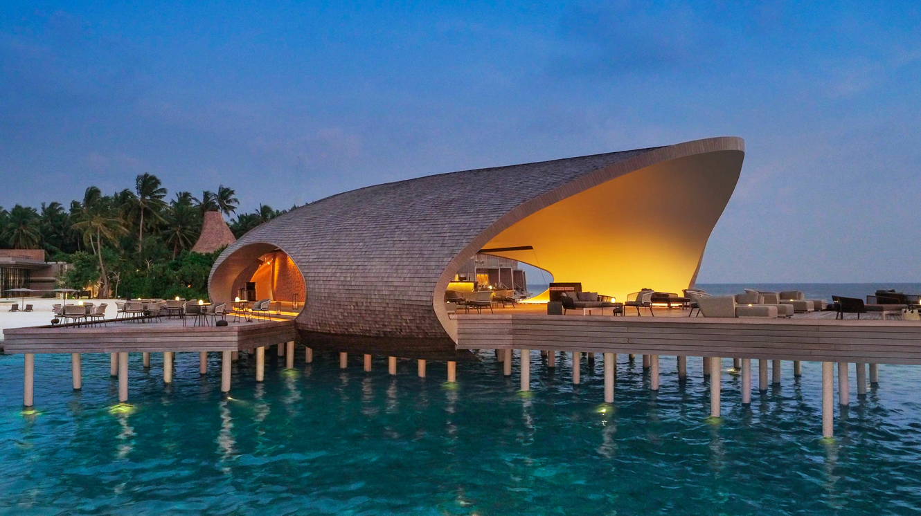 Asia’s Top 50 Bar, Smoke & Bitters, Takes Over The St. Regis Maldives Vommuli Resort
