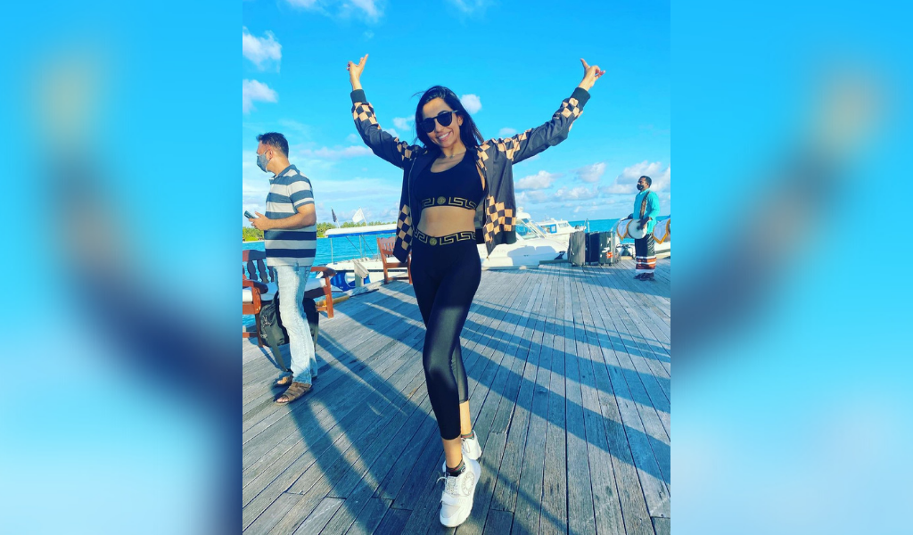 Parvati Nair Is Spotted Candidly Excited in The Maldives!