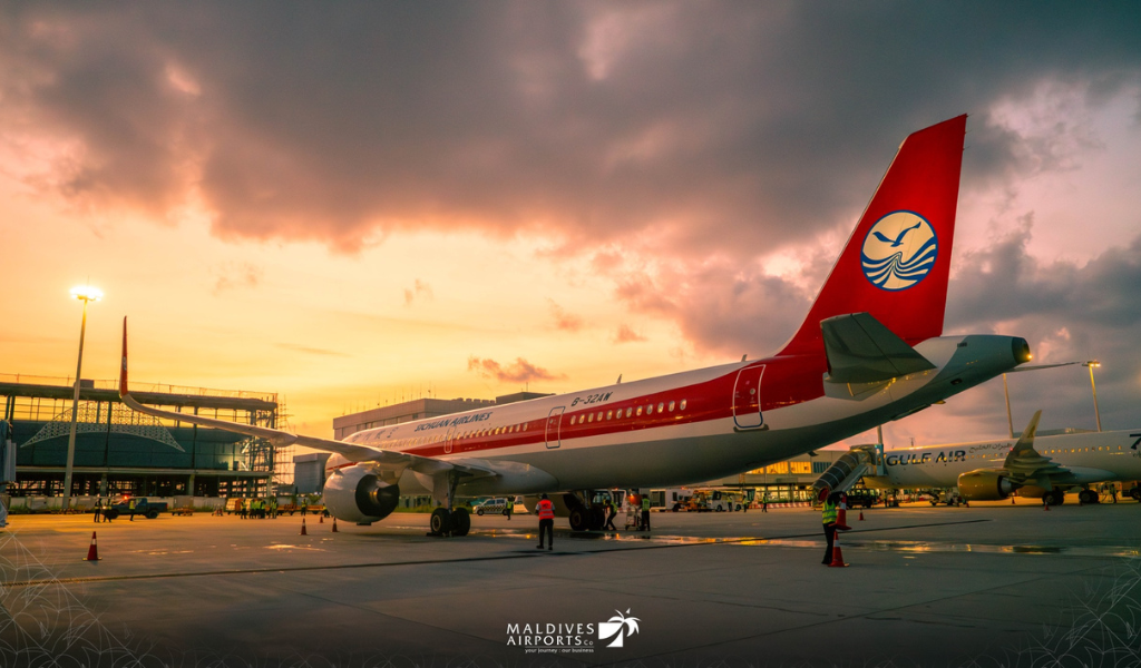 Sichuan Airlines Resumes Flights to Maldives, Boosting Tourism Revival