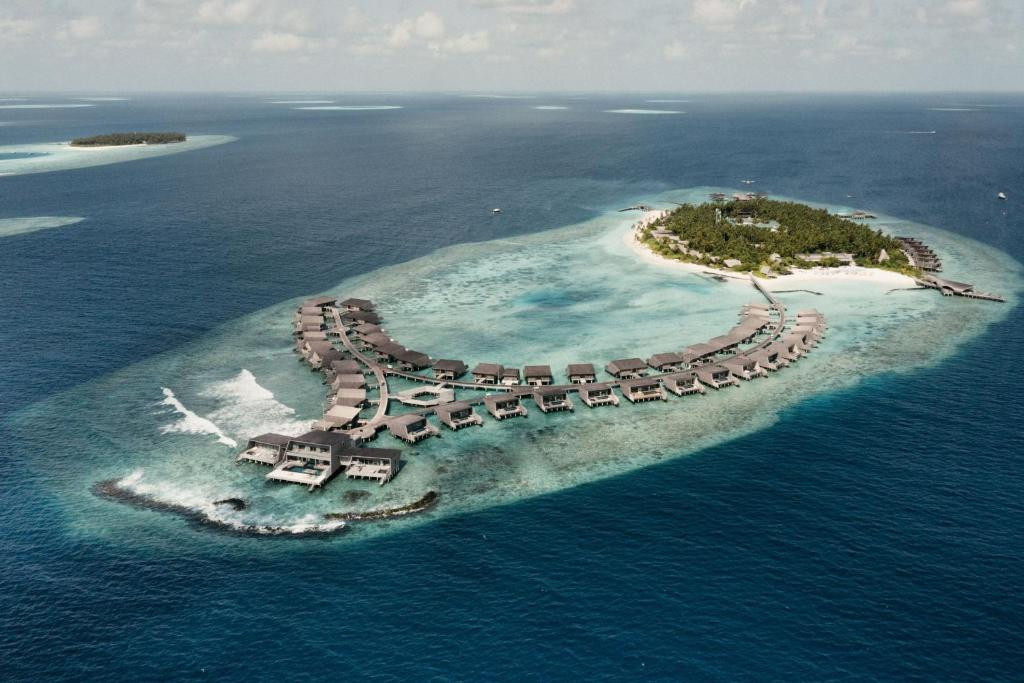 Unmatched Luxury and Eco-Conscious Experience Await at The St. Regis Maldives Vommuli Resort