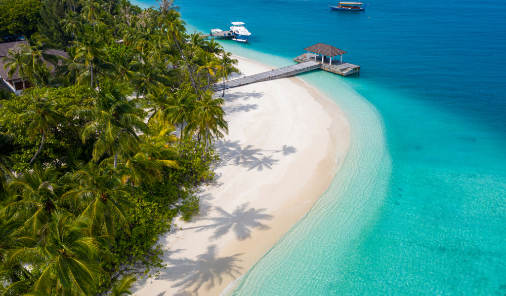 Enjoy Your Vacation Worry-Free At Fiyavalhu Maldives!