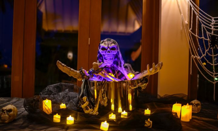 Kuda Villingili Resort Unveils Spooky Halloween 2024 with The Addams Family