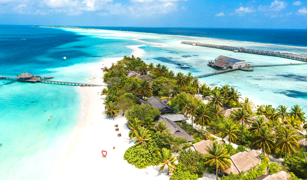 LUX* South Ari Atoll Is Taking Eco-Conscious To The Next Level