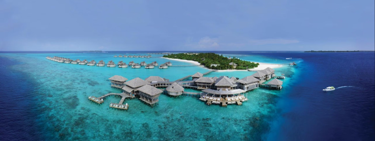 Six Senses Laamu Triumphs in Sustainable Luxury: Multiple Awards for Conservation and Community