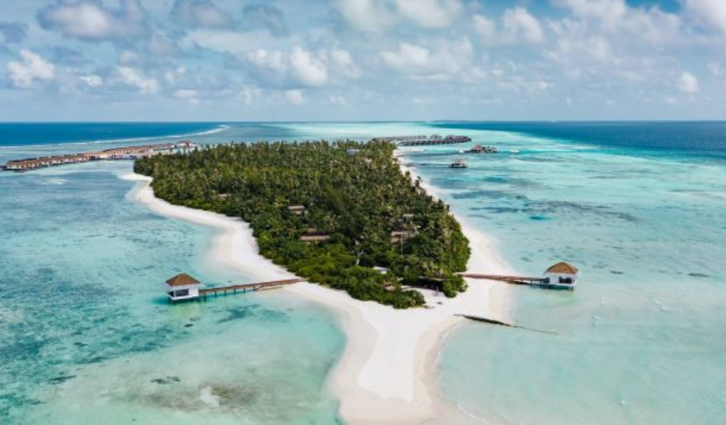 Pullman Maldives Maamutaa Achieves Green Globe Certification: A Sustainable Haven Amidst Paradise