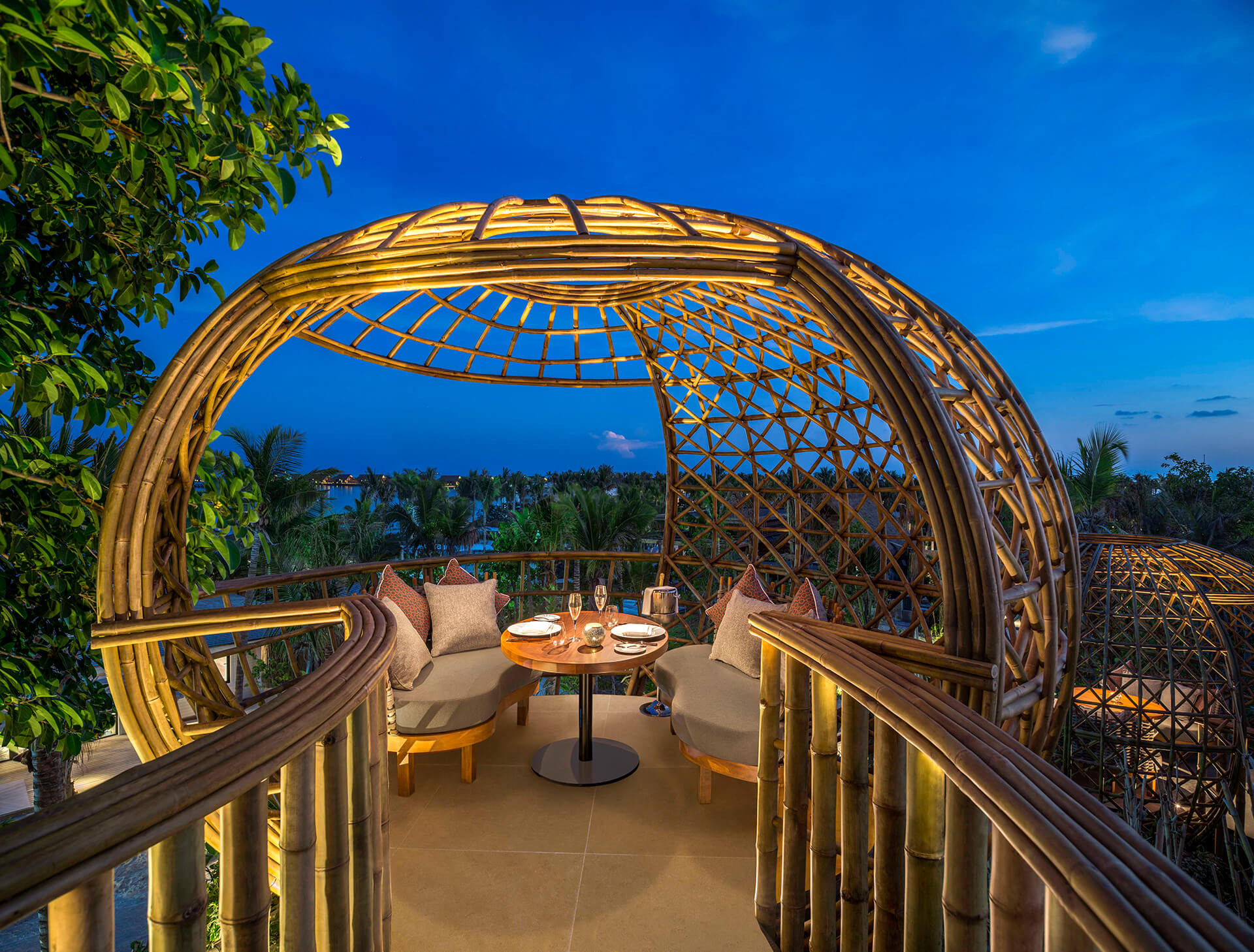 Waldorf Astoria Maldives- Exclusive Offers