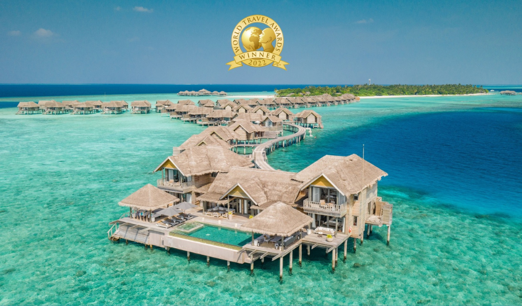 A Triple Win for Vakkaru Maldives At The Distinguished World Travel Awards 2022