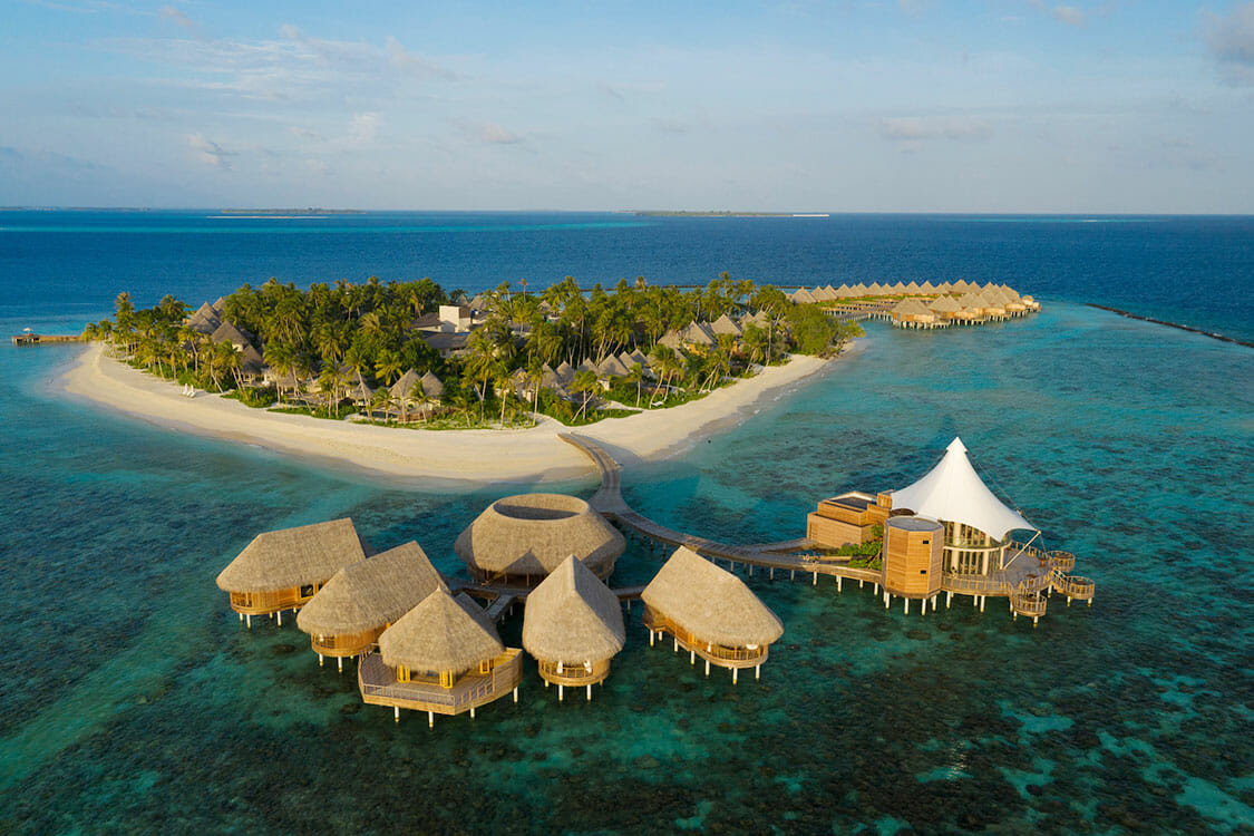 Booking Entire Island Resorts in Maldives