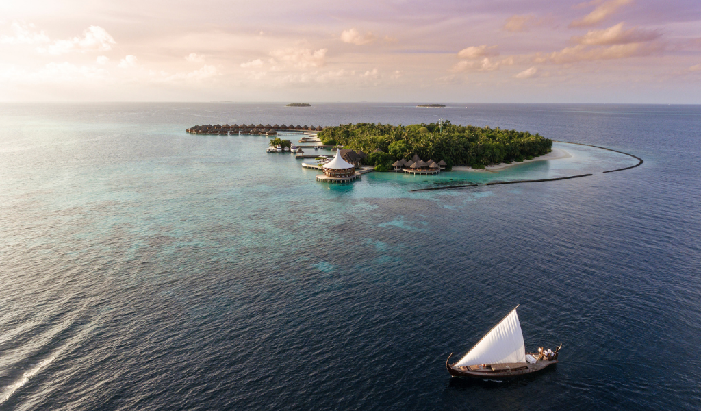 The Bountiful World of Baros Maldives – A Bucket-List Worthy Romantic Destination