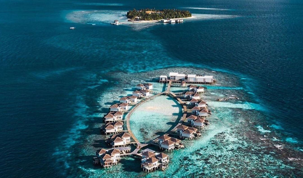 Raffles Meradhoo Titled Most Luxurious Island Resort in the Indian Ocean