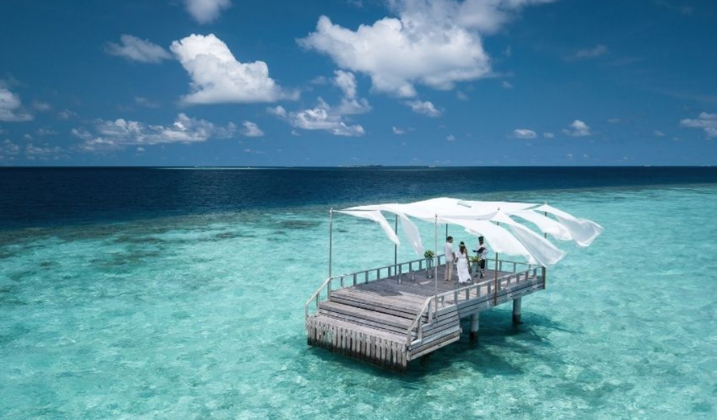 Explore These Magical Choices To Renew Vows In Baros Maldives