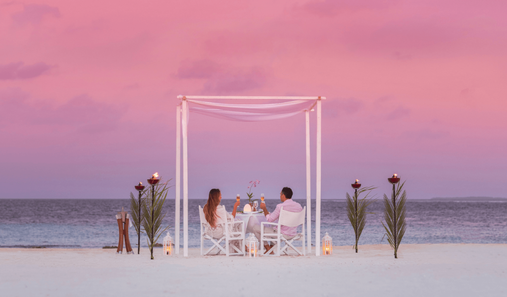 Delight In These Exclusive Private Dining Experiences At Vakkaru Maldives