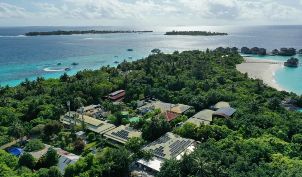 Six Senses Laamu Launches First Phase of Generating Solar Energy!