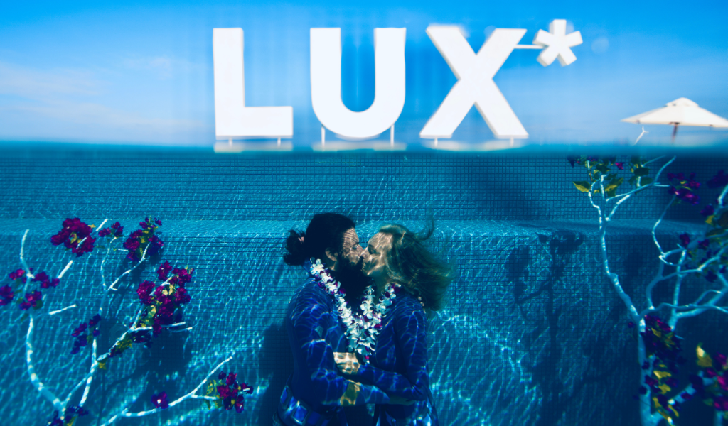 Guinness World Record For The Longest Underwater Kiss Set At LUX* South Ari Atoll
