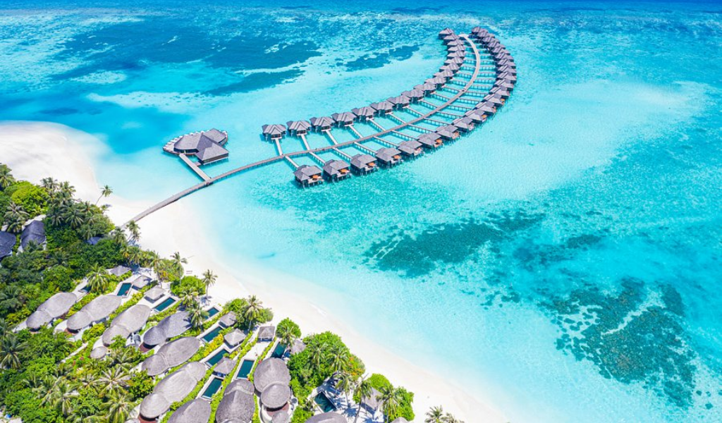How to Ace the Biggest Black Friday & Cyber Deals to Maldives