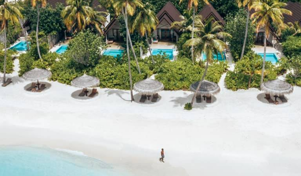 Bring Your Tribe To Vacay At Fushifaru Maldives