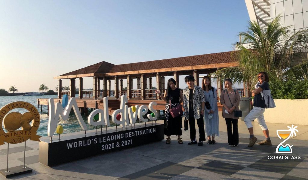 Coral Glass - Journalists from Japan Invited to the Maldives by MMPRC.